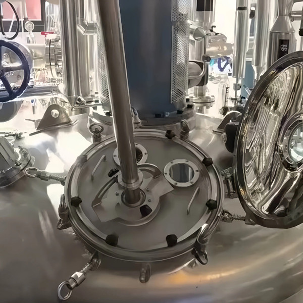 发酵罐自动清洗系统：省人力 降本提效